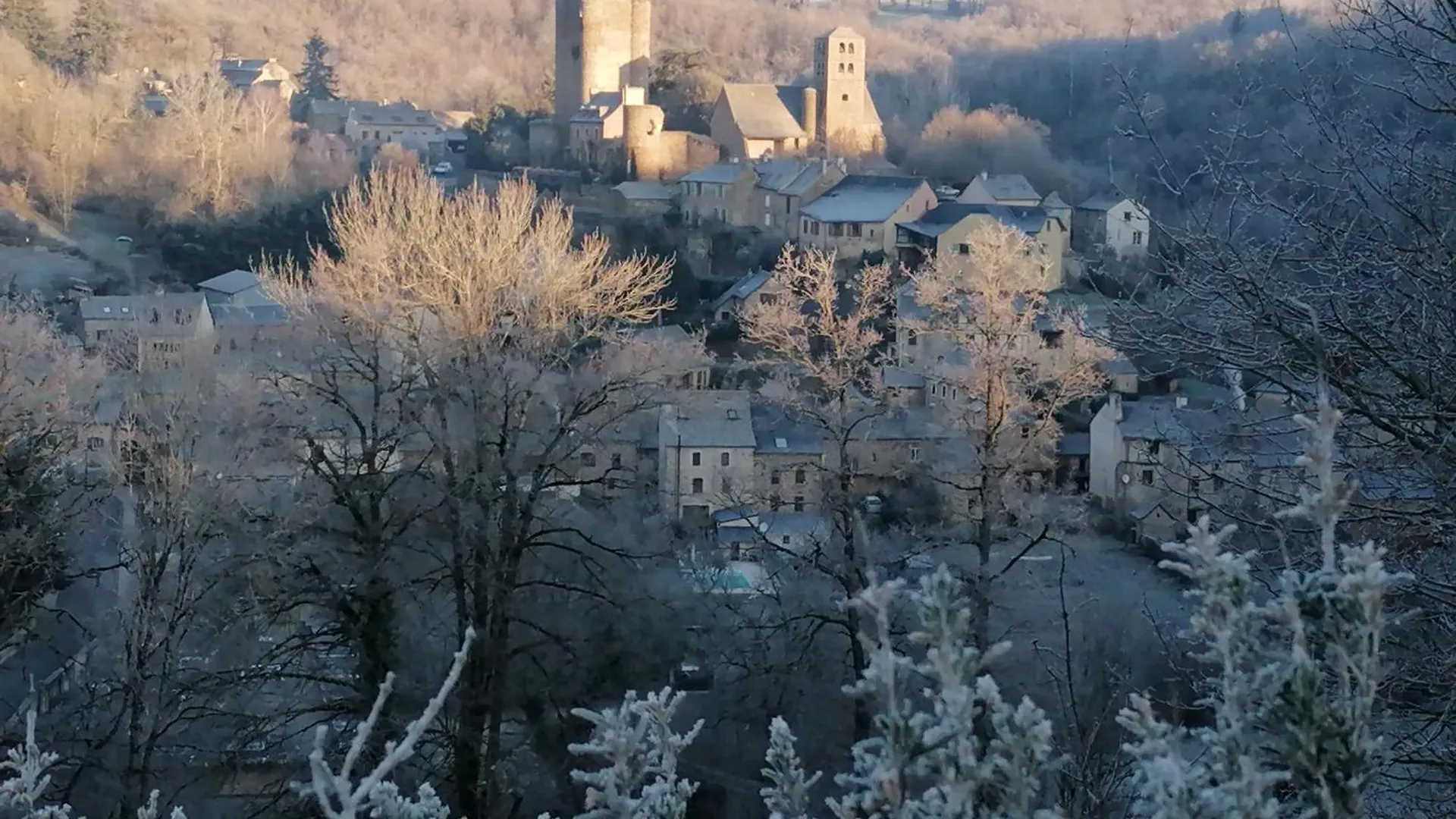 Maison De La Carrerie, Gite De Charme A Calmont 12450 Francia